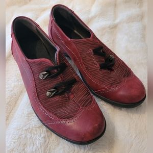 SAUVE womans casual shoes. Size EU 38.